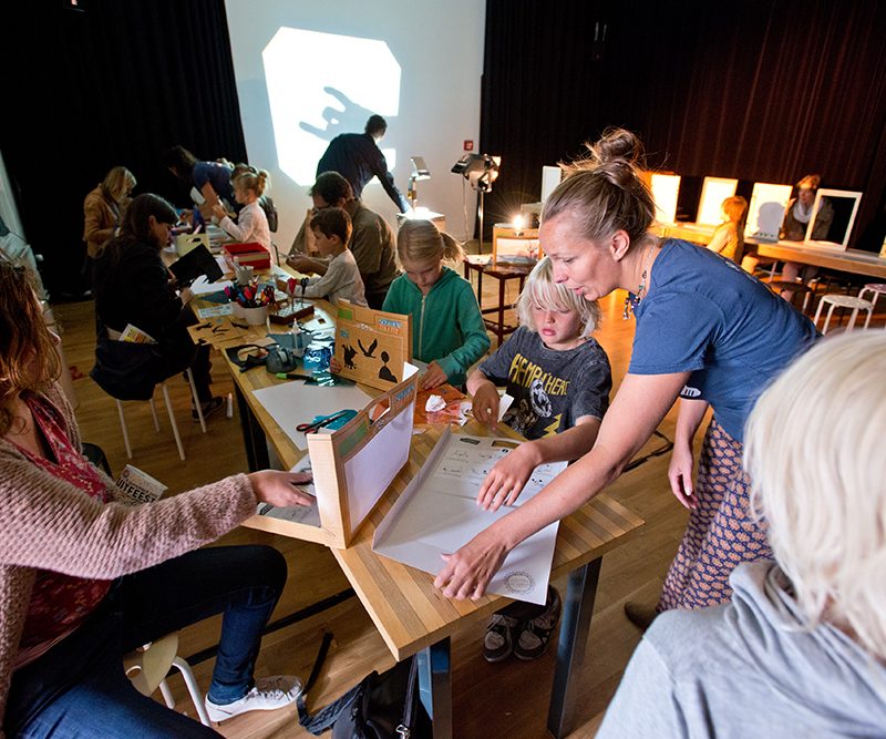 Workshop van vaste bewoner Het Filiaal theatermakers in de kleine studio